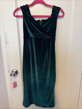 Rock & Candy / Mod Cloth Emerald Green Velvet Midi Dress